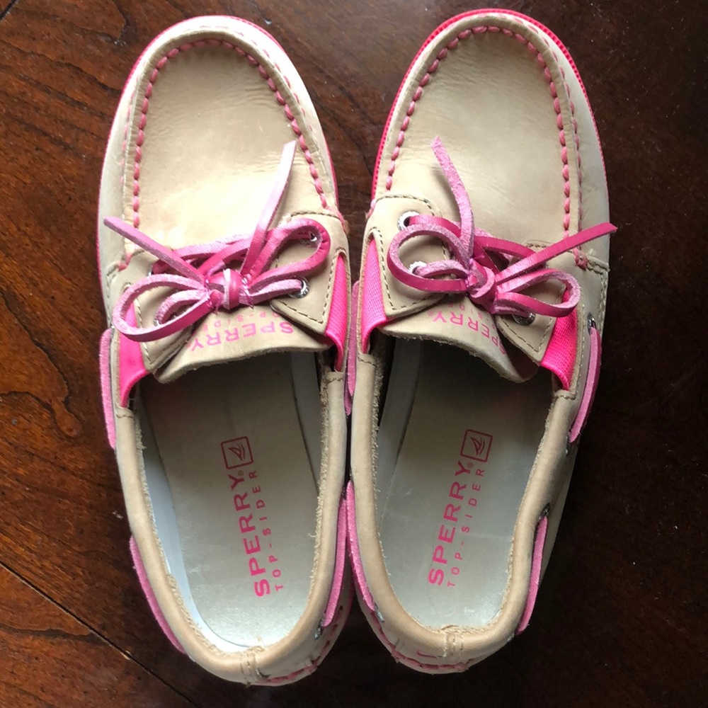 Tan Sperry Top-Sider with pink trim. Excellent condition only worn few times